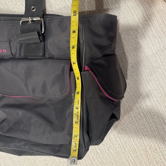 Rare KENNETH COLE Reaction Gray/Pink Nylon Travel/ Messenger Bag - Picture 7 of 7